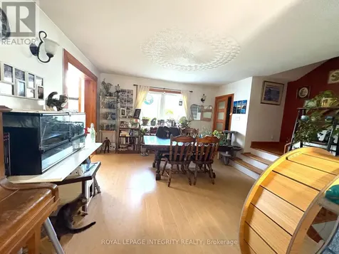 1222 Dorchester Avenue Ottawa ON K1Z 8E4