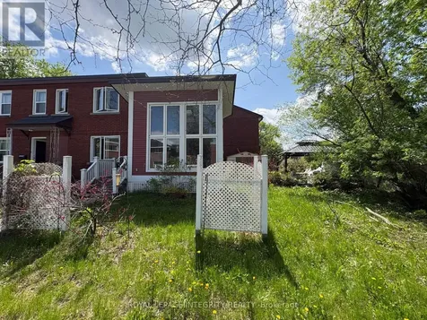 1222 Dorchester Avenue Ottawa ON K1Z 8E4