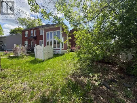 1222 Dorchester Avenue Ottawa ON K1Z 8E4