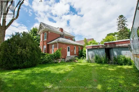 33 Horton Street St. Thomas ON N5P 2Y6