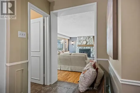 20 Parkview Drive St. Thomas ON N5R 4B6
