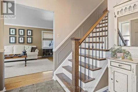 20 Parkview Drive St. Thomas ON N5R 4B6