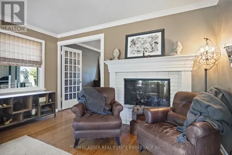 20 Parkview Drive St. Thomas ON N5R 4B6