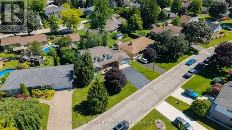 20 Parkview Drive St. Thomas ON N5R 4B6