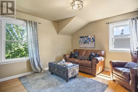 20 Parkview Drive St. Thomas ON N5R 4B6