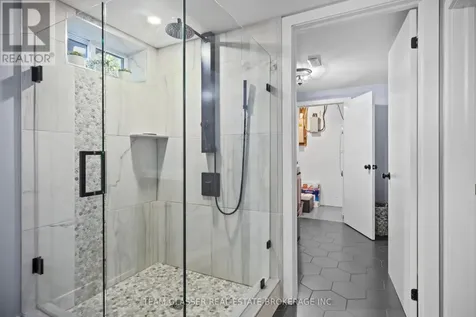 20 Parkview Drive St. Thomas ON N5R 4B6
