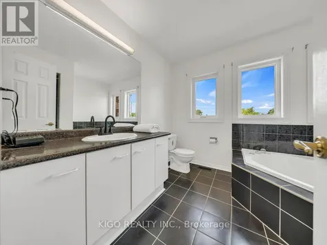 479 Saginaw Parkway Cambridge ON N1T 1M6