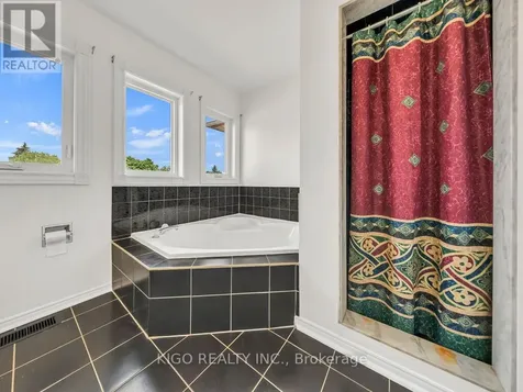 479 Saginaw Parkway Cambridge ON N1T 1M6
