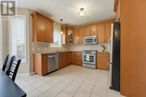 73 Degrow Crescent Hamilton ON L0R 1C0