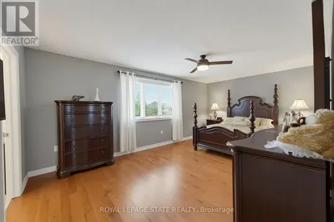 73 Degrow Crescent Hamilton ON L0R 1C0