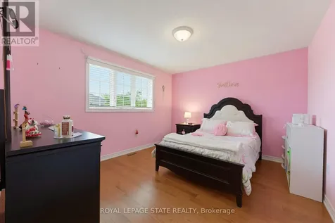 73 Degrow Crescent Hamilton ON L0R 1C0