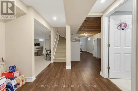 73 Degrow Crescent Hamilton ON L0R 1C0