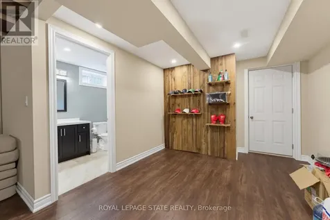73 Degrow Crescent Hamilton ON L0R 1C0