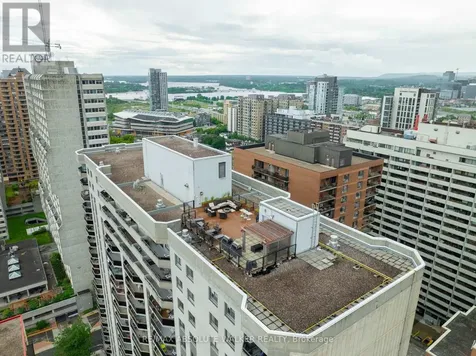 470 Laurier Avenue West Ottawa ON K1R 7W9