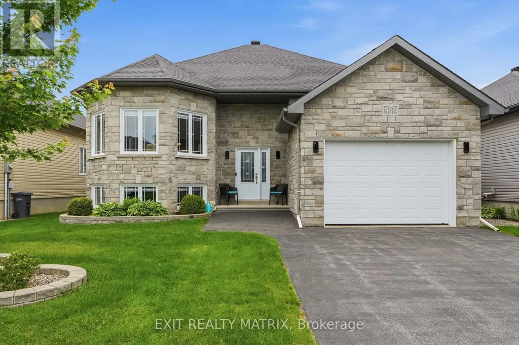 309 Colmar Street Russell ON K0A 1W0