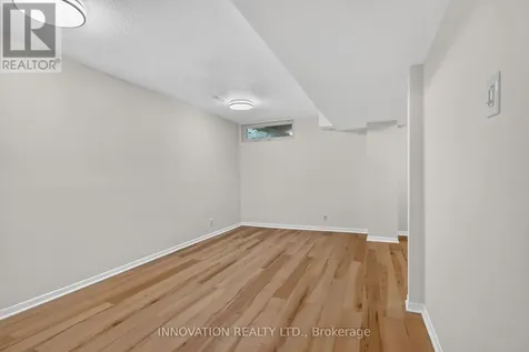 85 Hewitt Way Ottawa ON K2L 3R2