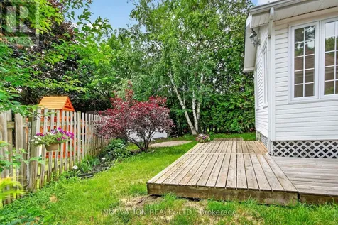 85 Hewitt Way Ottawa ON K2L 3R2