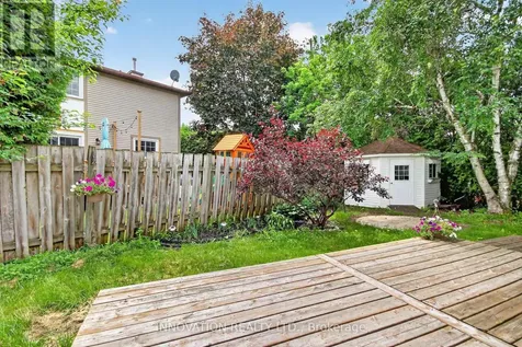 85 Hewitt Way Ottawa ON K2L 3R2