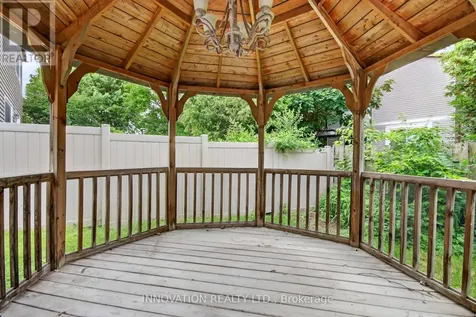 85 Hewitt Way Ottawa ON K2L 3R2