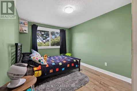 6269 Paddler Way Ottawa ON K1C 2G5