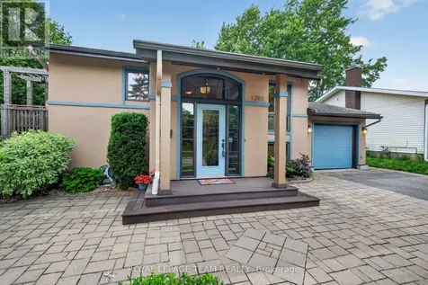 1282 Alloway Crescent Ottawa ON K1K 3Z1