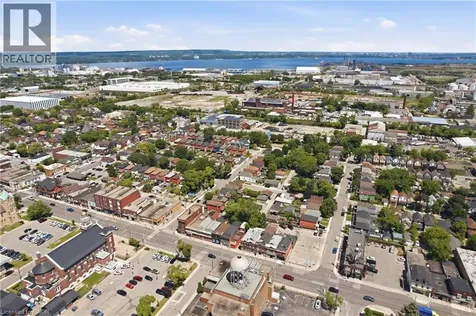 721 Barton Street East Hamilton ON L8L 3A7