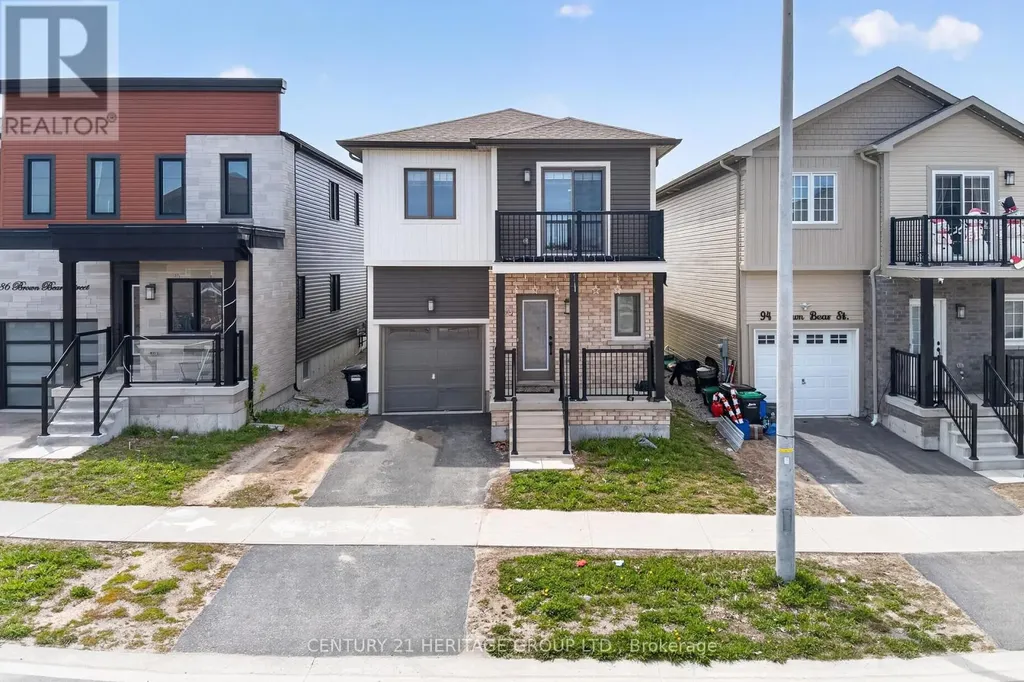 90 Brown Bear Street Barrie ON L4H 2S5