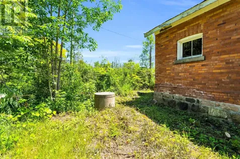 2862 Old Fort Road Tay ON L4R 4K3