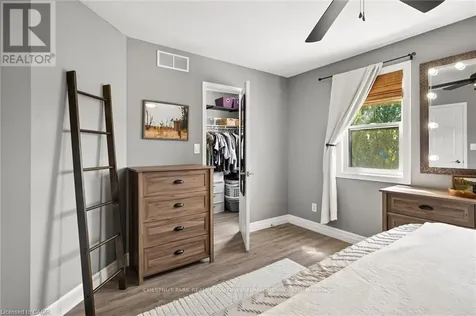 16 White Sands Court Kitchener ON N2E 3S4