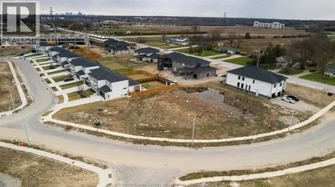4965 Terra Bella Drive Lasalle ON N9H 0N2