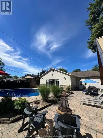 264 Patrice Drive Windsor ON N8S 2R6