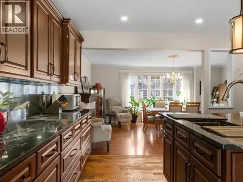264 Patrice Drive Windsor ON N8S 2R6