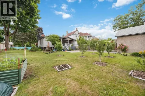 304 Brock Street North Sarnia ON N7T 5Z8