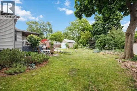 304 Brock Street North Sarnia ON N7T 5Z8