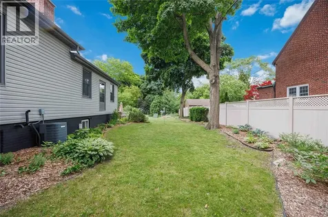 304 Brock Street North Sarnia ON N7T 5Z8