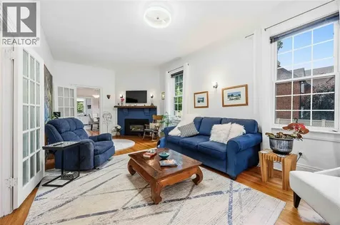 304 Brock Street North Sarnia ON N7T 5Z8