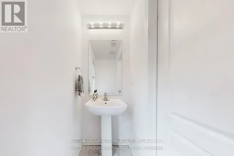 146 Village Gate Drive Wasaga Beach ON L9Z 0J7