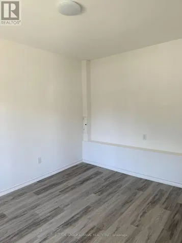 146 Village Gate Drive Wasaga Beach ON L9Z 0J7