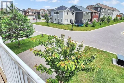 146 Village Gate Drive Wasaga Beach ON L9Z 0J7