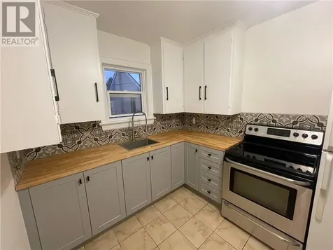 207 Pine Sudbury ON P3C 1X4