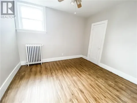 207 Pine Sudbury ON P3C 1X4