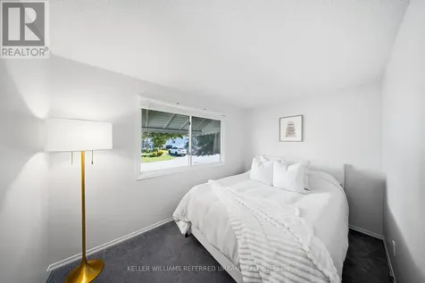 6 Gander Cove Innisfil ON L9S 1R9