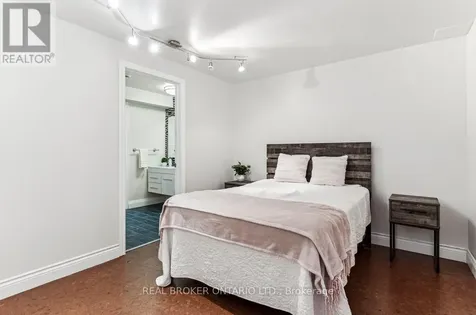 27 Bagshaw Crescent Uxbridge ON L9P 0A9