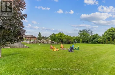 27 Bagshaw Crescent Uxbridge ON L9P 0A9