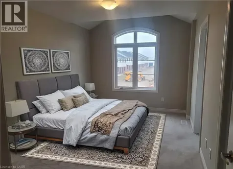 35 Mia Drive Hamilton ON L9B 0J8