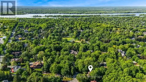 1 Amberly Place Ottawa ON K1J 7J9