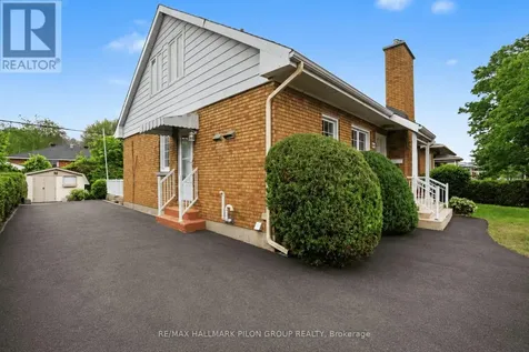 675 Borthwick Avenue Ottawa ON K1K 2M1
