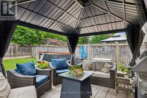 59 Bayberry Court Whitby (brooklin) ON L1M 2L2