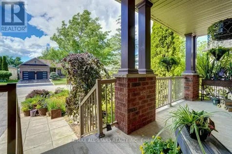 32 Oakside Drive Uxbridge ON L9P 2A4