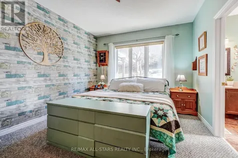 32 Oakside Drive Uxbridge ON L9P 2A4